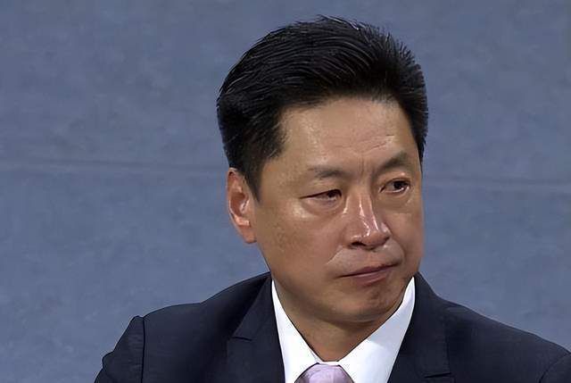 文明成长到必然水平具有了高度科技以后便可以成为造物主，这个早已不神秘了，就像此刻的人类操纵基因手艺造克隆生物、操纵机械人-生物-IT手艺造仿朝气器人，造物主造物或许缘由很简单，由于他们有造物的能力，且被他们的好奇心和高傲感所差遣。